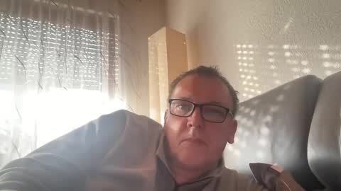 Tom online show from 02-08-25, 09:35