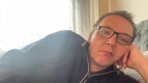 Tom online show from 11-15-25, 07:38