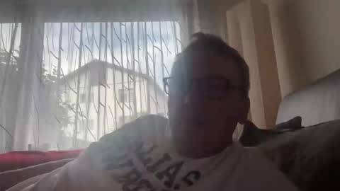 Snapshot of tom6644 chatting on 06-06-26, 06:29 Tom online show from 06-06-26, 06:29