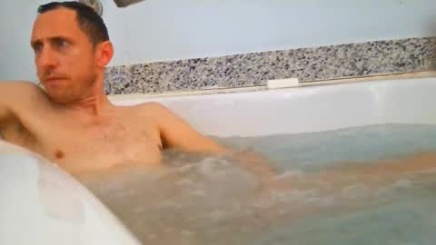 Tom online show from 01-14-26, 05:40