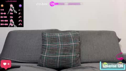 Snapshot of tom_blunt96 chatting on 04-27-26, 06:50 TOM online show from 04-27-26, 06:50