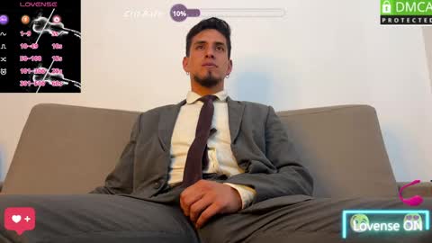 Snapshot of tom_blunt96 chatting on 05-29-26, 08:40 TOM online show from 05-29-26, 08:40