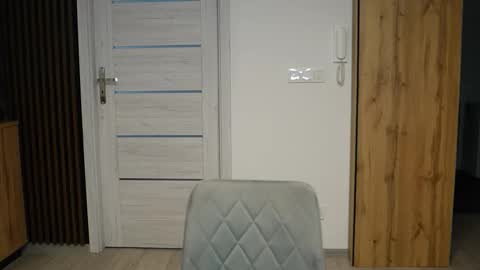 Snapshot of tom_fordd chatting on 09-17-25, 02:19 Tom online show from 09-17-25, 02:19