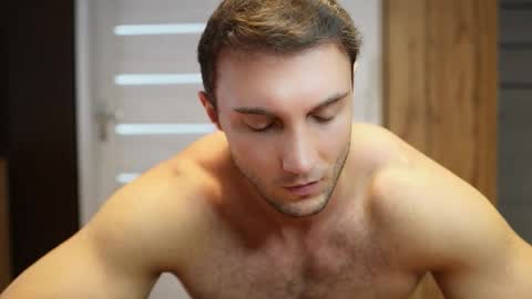 Snapshot of tom_fordd chatting on 09-20-25, 07:31 Tom online show from 09-20-25, 07:31