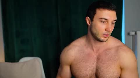 Tom online show from 02-02-26, 07:18