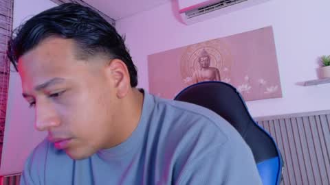 Tom muscle1 online show from 04-08-26, 11:54