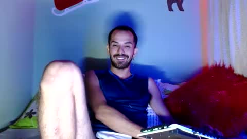 tomas gerauld. make me happy with 10000 tokens online show from 12-29-24, 04:48