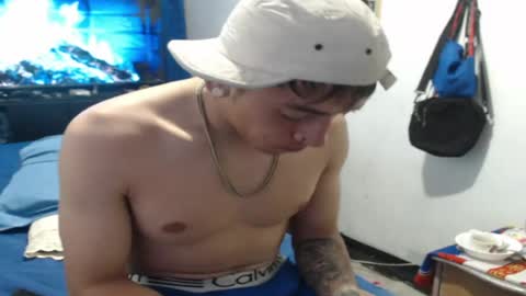 Snapshot of tomas_turbado_ chatting on 04-25-26, 05:54 tomas_turbado_ online show from 04-25-26, 05:54
