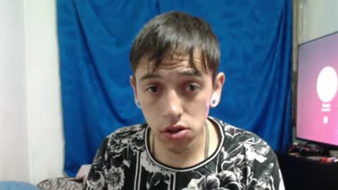 Snapshot of tomas_turbado_ chatting on 06-24-26, 04:44 tomas_turbado_ online show from 06-24-26, 04:44