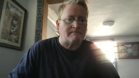 Hola online show from 01-21-25, 06:02