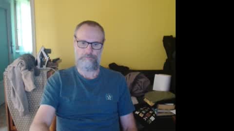 Tomas Milian online show from 09-25-25, 08:18