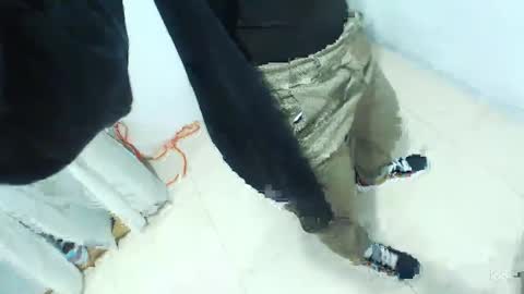 Snapshot of tomboyblue chatting on 12-21-24, 01:04 Blue online show from 12-21-24, 01:04