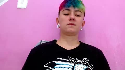 Snapshot of tomboyblue chatting on 10-16-25, 07:15 Blue online show from 10-16-25, 07:15