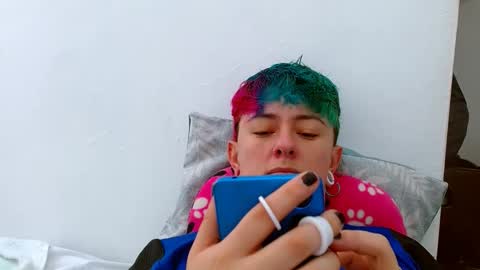 Blue online show from 11-26-25, 01:45