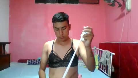 Snapshot of tomm_kors chatting on 11-06-25, 06:47 tomm online show from 11-06-25, 06:47