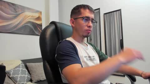 Tomas online show from 03-18-26, 03:53