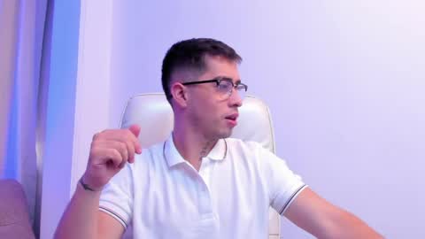 Snapshot of tommas_johnson chatting on 04-26-26, 12:03 Tomas online show from 04-26-26, 12:03