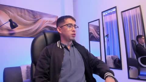 Snapshot of tommas_johnson chatting on 05-07-26, 11:59 Tomas online show from 05-07-26, 11:59
