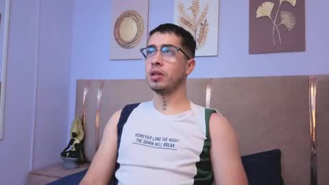 Snapshot of tommas_johnson chatting on 05-19-26, 12:11 Tomas online show from 05-19-26, 12:11