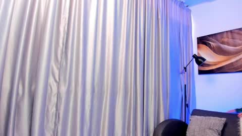 Snapshot of tommas_johnson chatting on 06-05-26, 12:22 Tomas online show from 06-05-26, 12:22