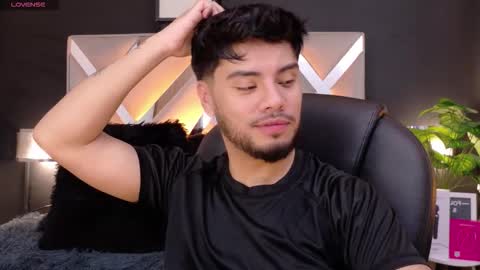 Tommy Dubois online show from 11-07-25, 04:34