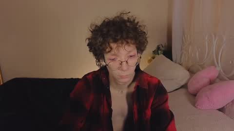 Tommie online show from 03-01-25, 05:42