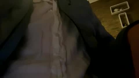 tommit84 online show from 11-19-25, 02:11