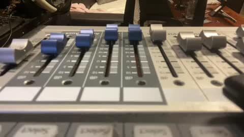 tommit84 online show from 08-10-26, 02:37
