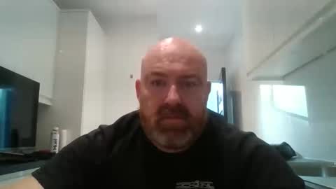 Snapshot of tommo41k chatting on 10-28-25, 03:04 tommo41k online show from 10-28-25, 03:04