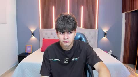 Tommy  online show from 12-14-25, 03:34