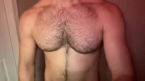 Snapshot of tommy4193 chatting on 01-01-25, 10:46 Tommy online show from 01-01-25, 10:46