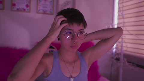 Blue  online show from 04-18-26, 07:07