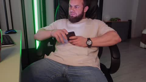 Snapshot of tommy_burnzzz chatting on 01-09-25, 09:37 tommy burnzzz online show from 01-09-25, 09:37