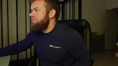 Snapshot of tommy_burnzzz chatting on 01-13-25, 05:12 tommy burnzzz online show from 01-13-25, 05:12