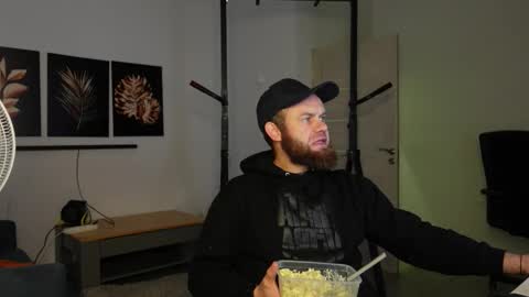  tommy burnzzz  online show from 11-19-25, 06:46