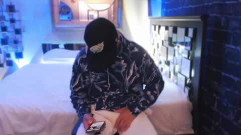 Tommy online show from 10-11-25, 01:20