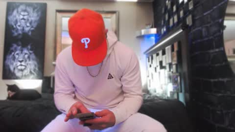 Tommy online show from 12-21-25, 09:49