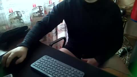 Snapshot of tommy_li_2 chatting on 01-08-25, 07:34 Tommi Li online show from 01-08-25, 07:34