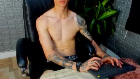 Tommy Slater online show from 02-19-26, 03:52