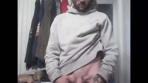 Snapshot of tommykiwistyle chatting on 04-16-26, 11:33 tommykiwistyle online show from 04-16-26, 11:33