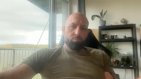 Thomas Fit online show from 10-28-25, 08:18