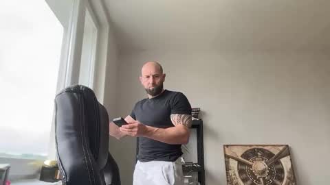 Thomas Fit online show from 05-15-26, 10:11