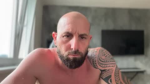 Thomas Fit online show from 06-21-26, 04:20