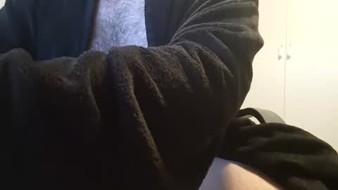 Snapshot of tomten5 chatting on 10-12-25, 04:06 tomten5 online show from 10-12-25, 04:06