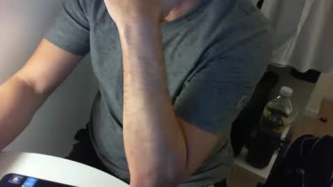 Snapshot of tomtom02029 chatting on 12-12-24, 07:04 Tom online show from 12-12-24, 07:04