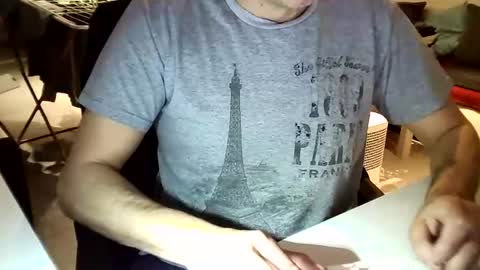 Snapshot of tomtom02029 chatting on 12-13-24, 03:32 Tom online show from 12-13-24, 03:32