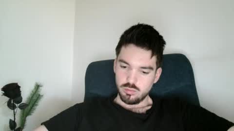 Onlyfans - Tomylind keep you in touch there online show from 04-25-26, 10:18