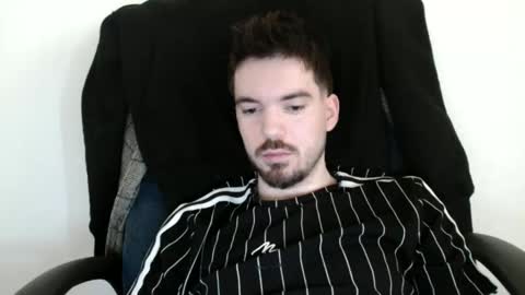 Snapshot of tomylind chatting on 06-03-26, 09:56 Onlyfans - Tomylind keep you in touch there online show from 06-03-26, 09:56