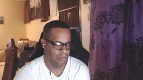 Antonio online show from 11-10-25, 01:59