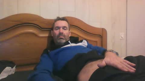 tonio358965 online show from 10-30-25, 05:57